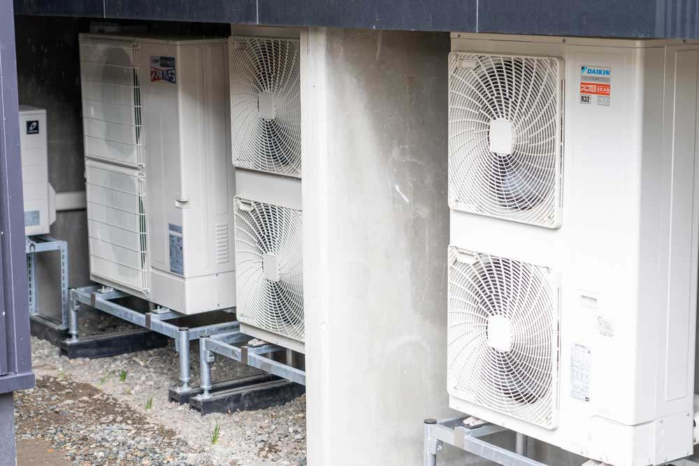 ヤブシタ研究所室外機